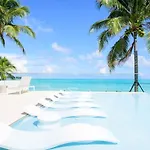 One Bedroom Condo At One Cable Beach